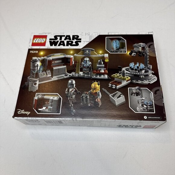 LEGO Star Wars: The Armorer's Mandalorian Forge (75319) Factory Sealed - Picture 2 of 2